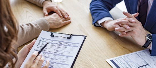 Vente d&rsquo;un fonds de commerce&nbsp;: des formalit&eacute;s all&eacute;g&eacute;es&nbsp;!