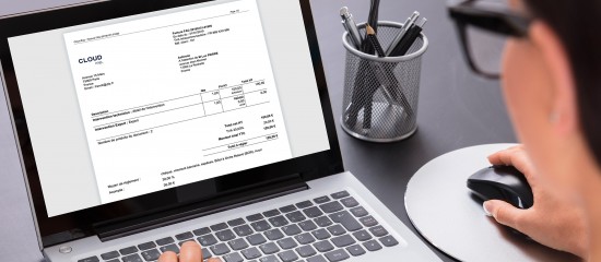 Envoi par courriel d&rsquo;une facture papier num&eacute;ris&eacute;e&nbsp;: quid de la d&eacute;duction de la TVA&nbsp;?