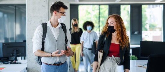 Le port obligatoire du masque au travail en cinq questions