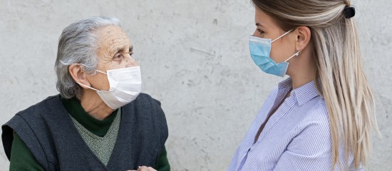 Le cong&eacute; de proche aidant d&eacute;sormais indemnis&eacute;