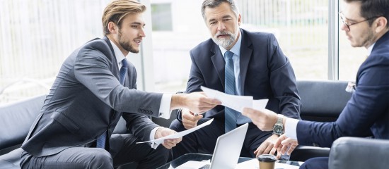 Cession de parts sociales de SARL : notification imp&eacute;rative aux associ&eacute;s et &agrave; la soci&eacute;t&eacute;&nbsp;!