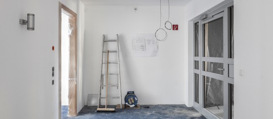 Vice de construction apparu en cours de bail&nbsp;: le bailleur doit en &ecirc;tre inform&eacute;&nbsp;!