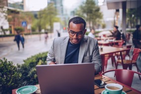 Quand les lib&eacute;raux acquittent leurs cotisations de retraite tardivement&hellip;