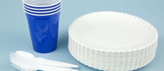 Produits en plastique &agrave; usage unique&nbsp;: attention sanction&nbsp;!