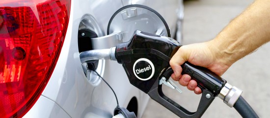 Achat de carburant&nbsp;: la remise de 30&nbsp;centimes prolong&eacute;e jusqu&rsquo;&agrave; la mi-novembre