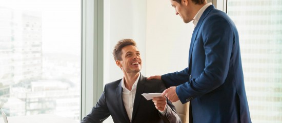 Cadeaux et bons d&rsquo;achat offerts aux salari&eacute;s&nbsp;: les limites&nbsp;2023
