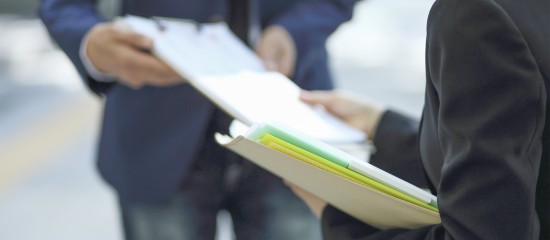 Quand un redressement fiscal est contraire &agrave; une attestation du contr&ocirc;leur des imp&ocirc;ts