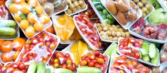 Vente de fruits et l&eacute;gumes frais : fini les emballages plastiques&nbsp;!