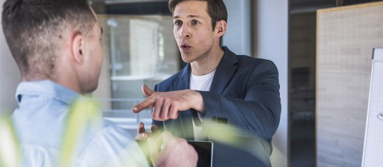 Validit&eacute; de la d&eacute;l&eacute;gation du pouvoir de sanctionner les salari&eacute;s dans une association