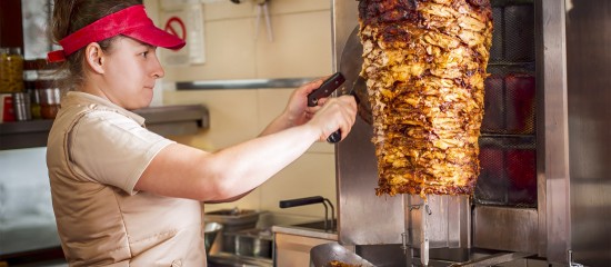 Obligation des restaurants d&rsquo;indiquer l&rsquo;origine des viandes utilis&eacute;es en tant qu&rsquo;ingr&eacute;dients