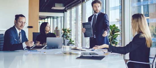 Maintien abusif d&rsquo;un associ&eacute; dans une SCP&nbsp;: pas de d&eacute;duction pour les dommages-int&eacute;r&ecirc;ts