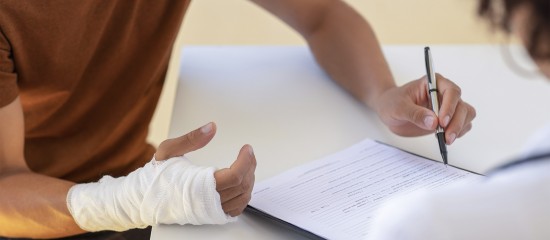 Contrat de prestation de services&nbsp;: qui indemnise les accidents du travail&nbsp;?
