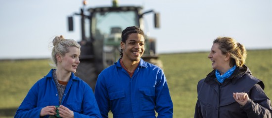Cotisations sociales des exploitants agricoles&nbsp;: les changements envisag&eacute;s