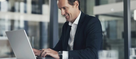 Propos &agrave; caract&egrave;re sexuel &eacute;chang&eacute;s par mail&nbsp;: un licenciement est-il justifi&eacute;&nbsp;?