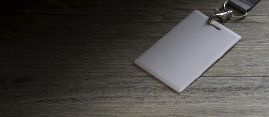 Priv&eacute; d&rsquo;activit&eacute; et d&rsquo;acc&egrave;s &agrave; l&rsquo;entreprise, le salari&eacute; est licenci&eacute; verbalement&hellip;