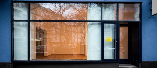 Vente du local commercial &agrave; une SCI familiale&nbsp;: le locataire a-t-il un droit de pr&eacute;f&eacute;rence&nbsp;?